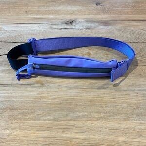 Lululemon Fast and Free running belt